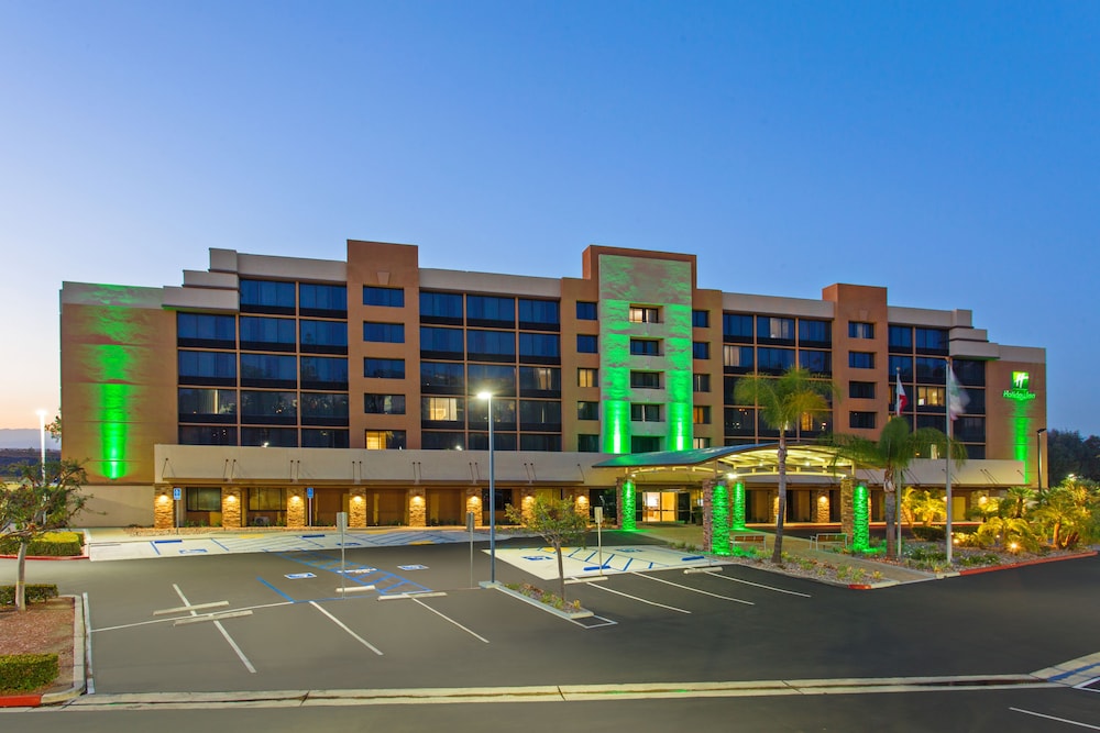 Holiday Inn Diamond Bar in DIAMOND BAR - CA