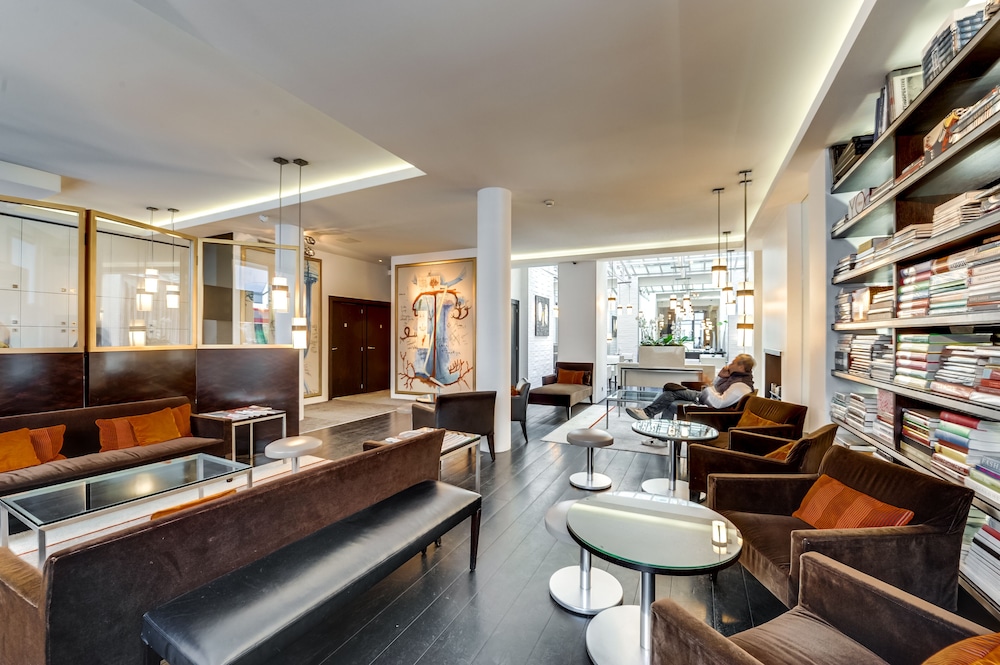 Le A Hotel 33/40