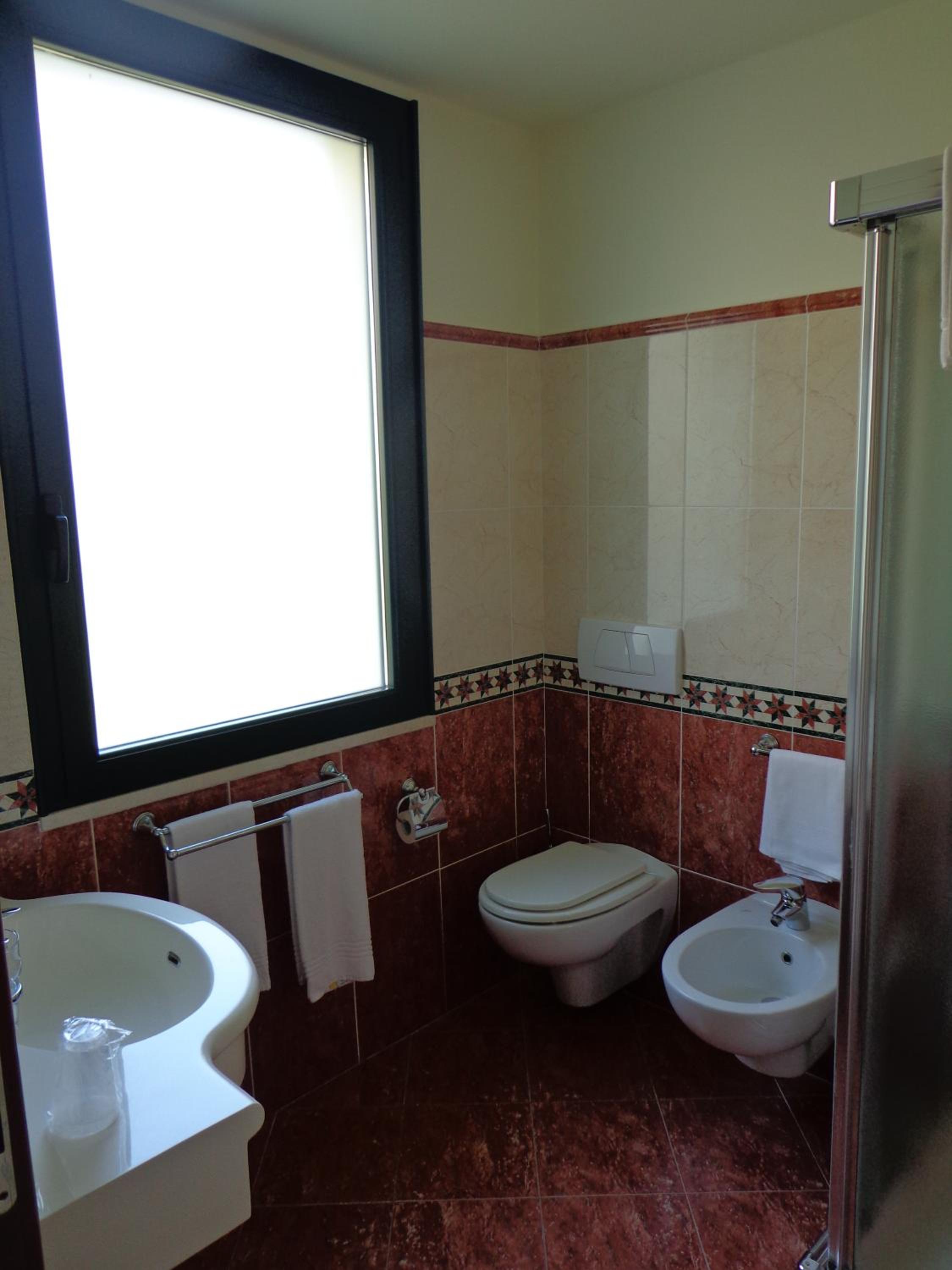 Hotel La Rondine 50/50