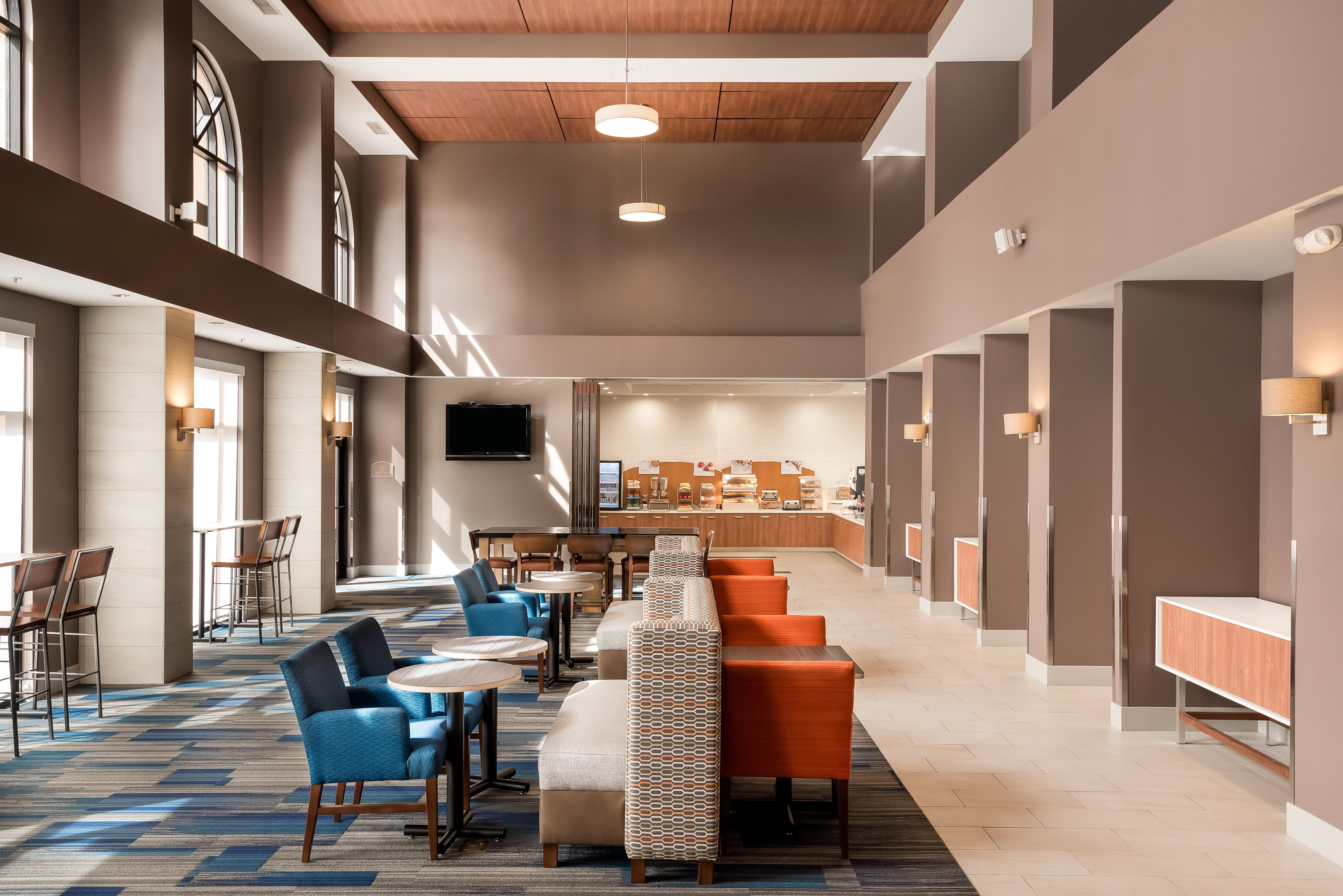 Holiday Inn Express Hotel And Suites Ontario Airport 38/50