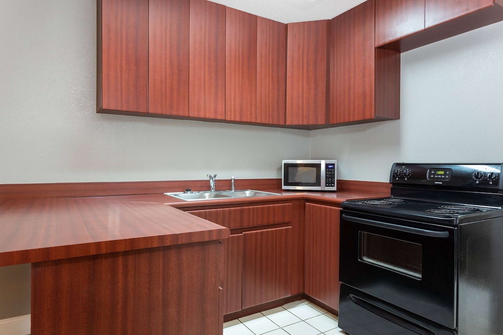 Baymont by Wyndham Marianna 44/60