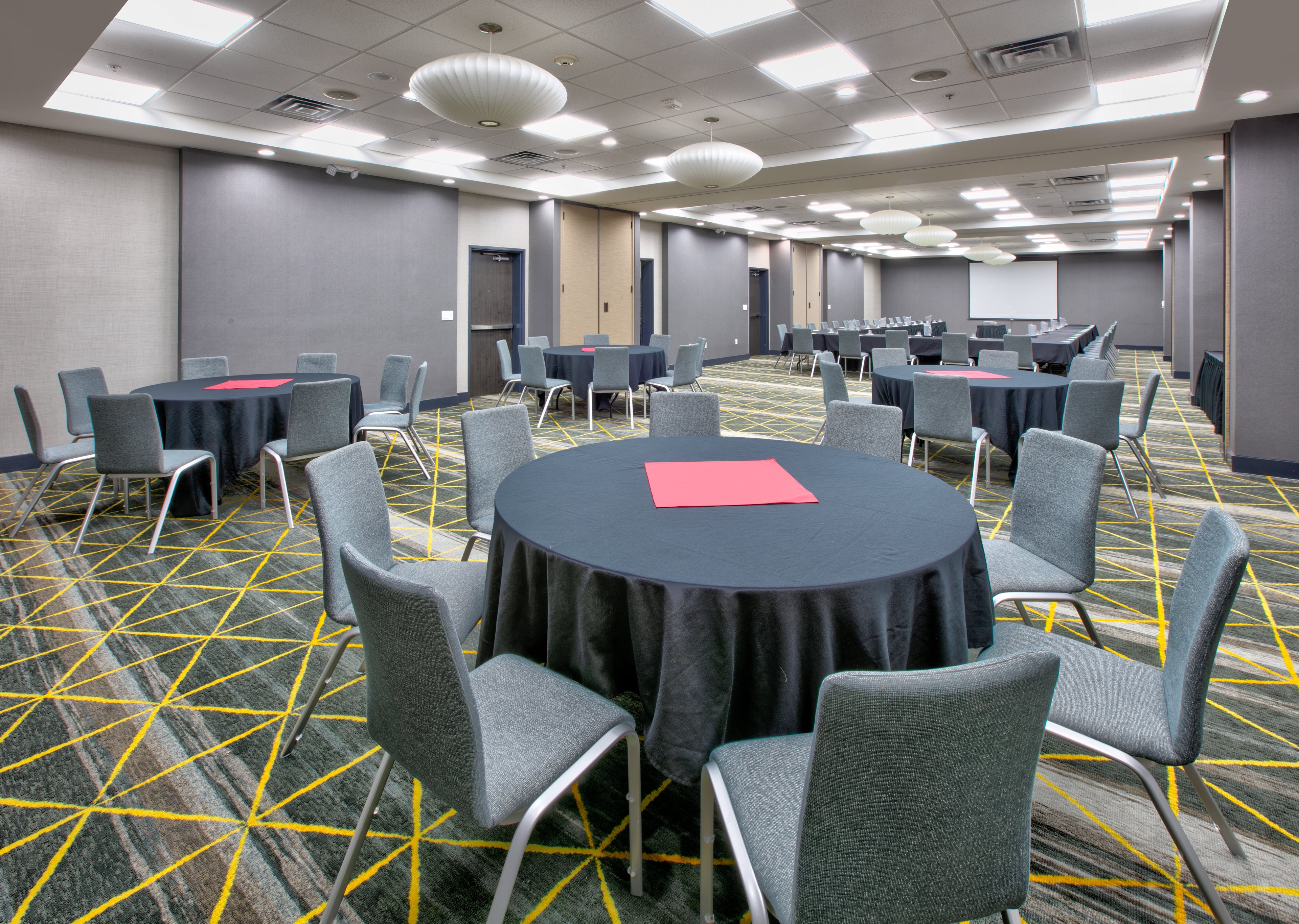Holiday Inn Dfw South 54/64
