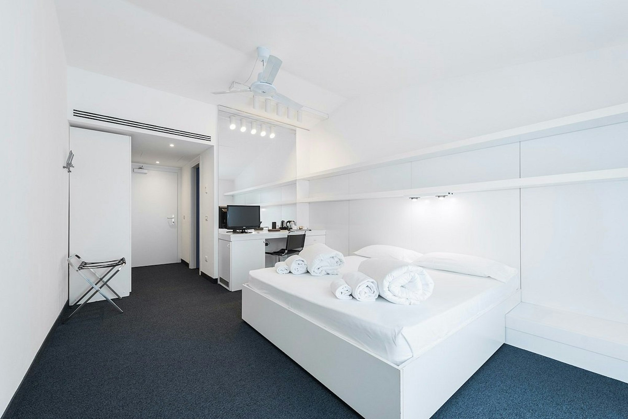 Santoni Freestyle Hotel 12/69