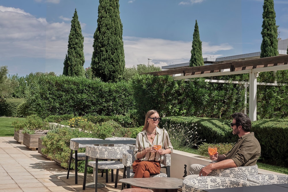 Sofitel Athens Airport 10/46