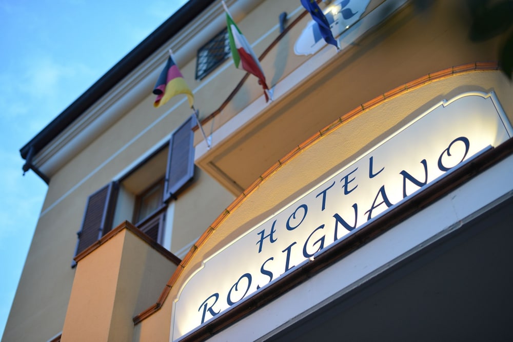 Hotel Rosignano 5/27