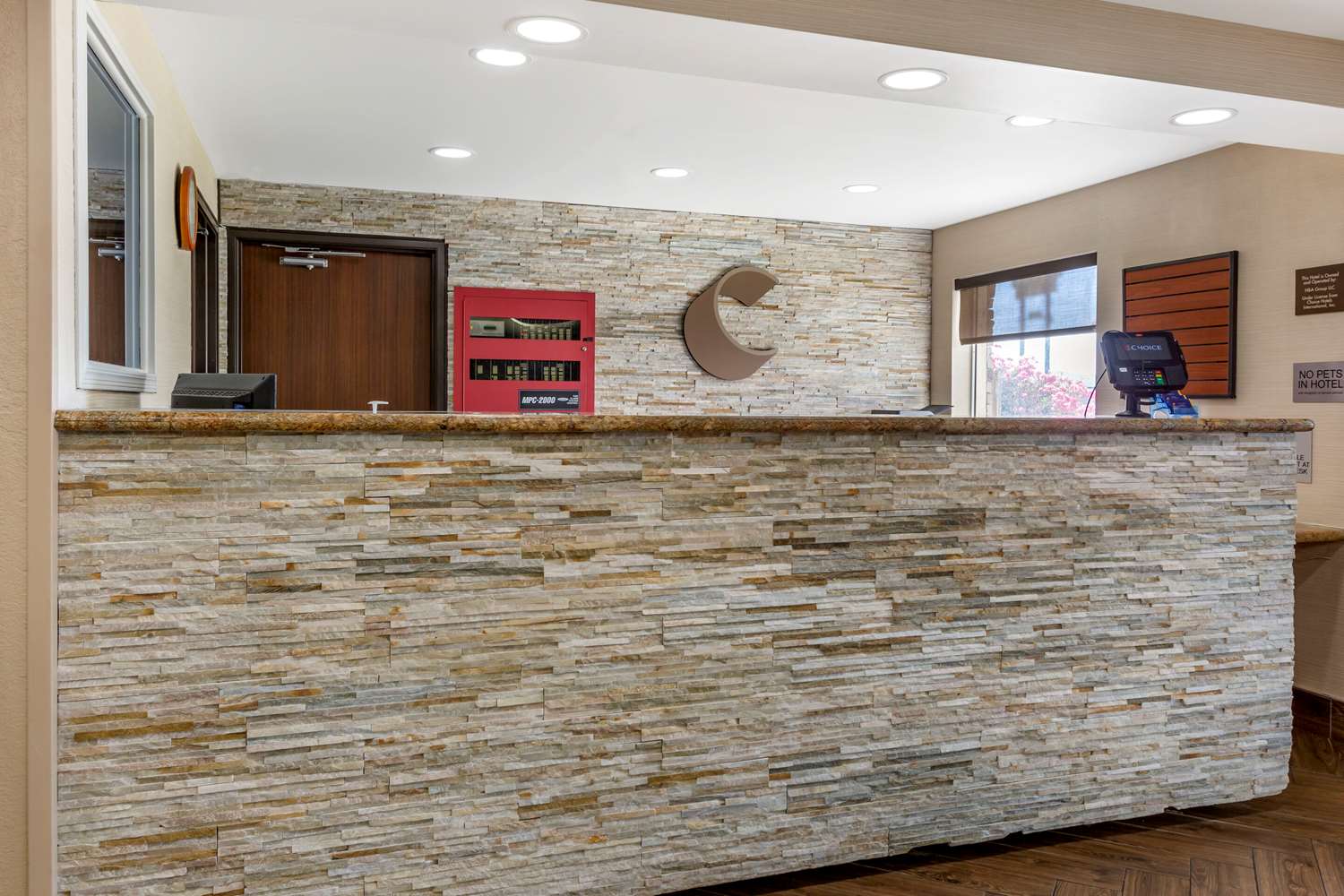 Comfort Inn & Suites Phoenix North / Deer Valley 5/31
