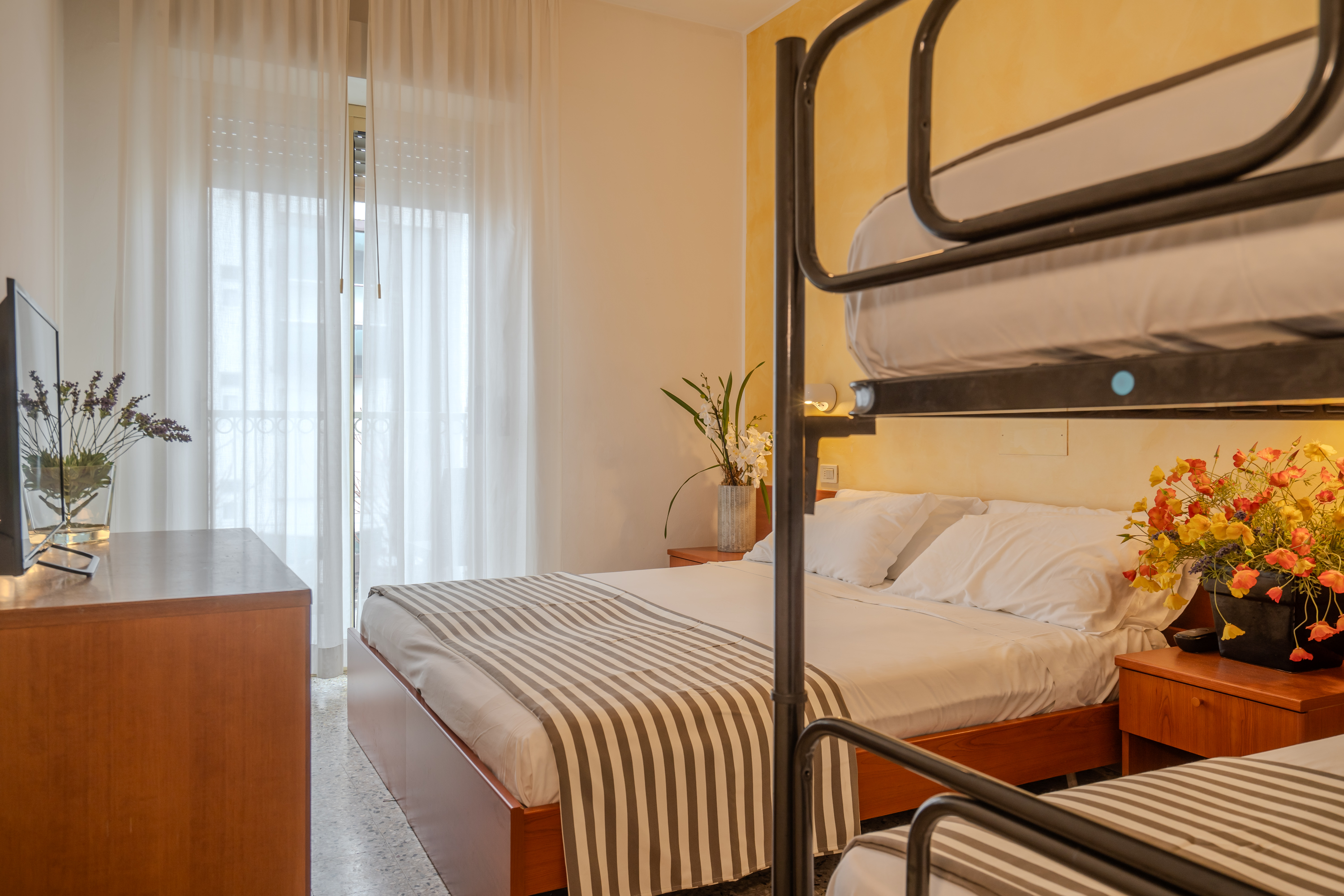 Hotel Mia 42/72