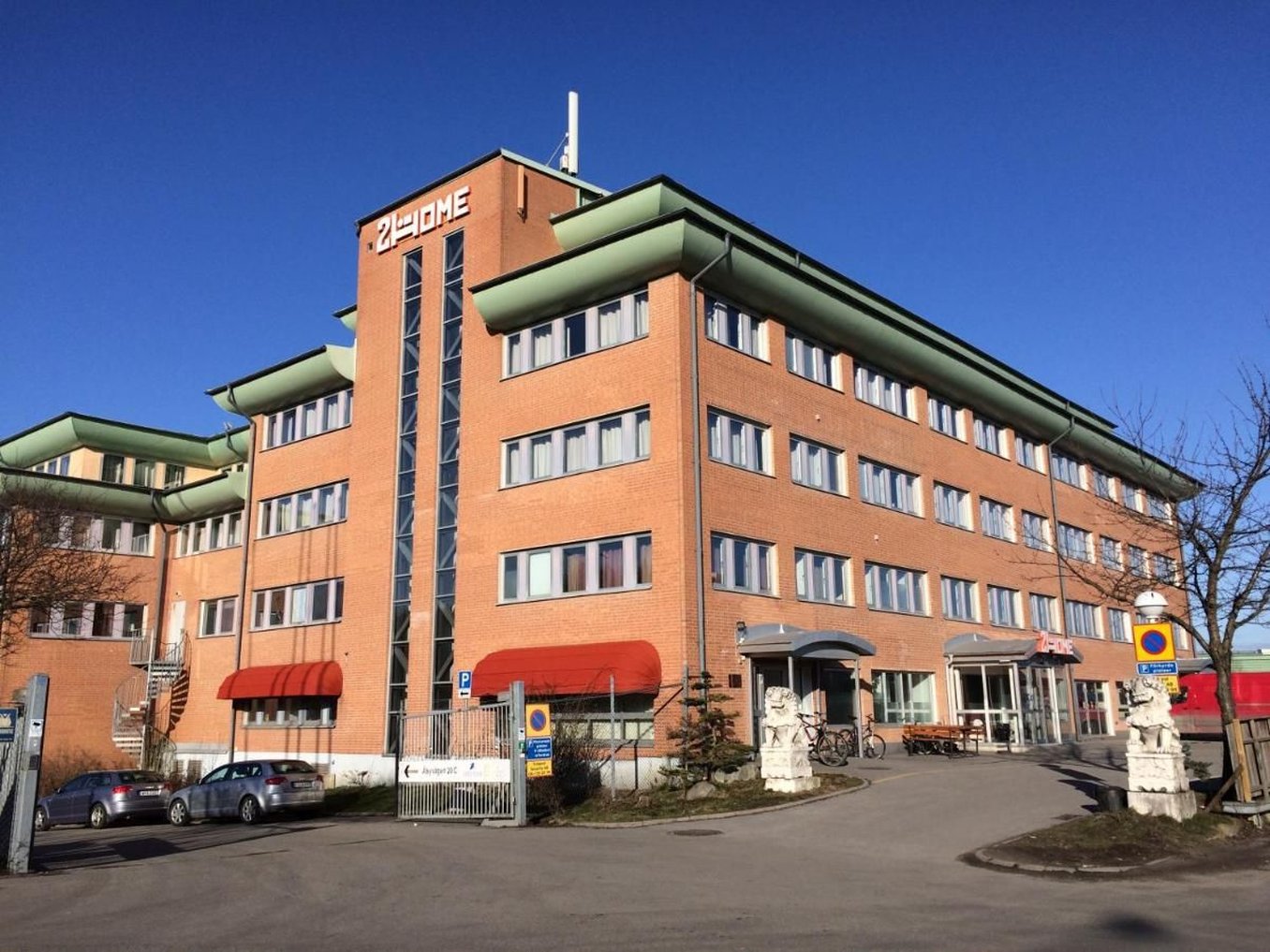 2HOME STOCKHOLM SOUTH 1/2