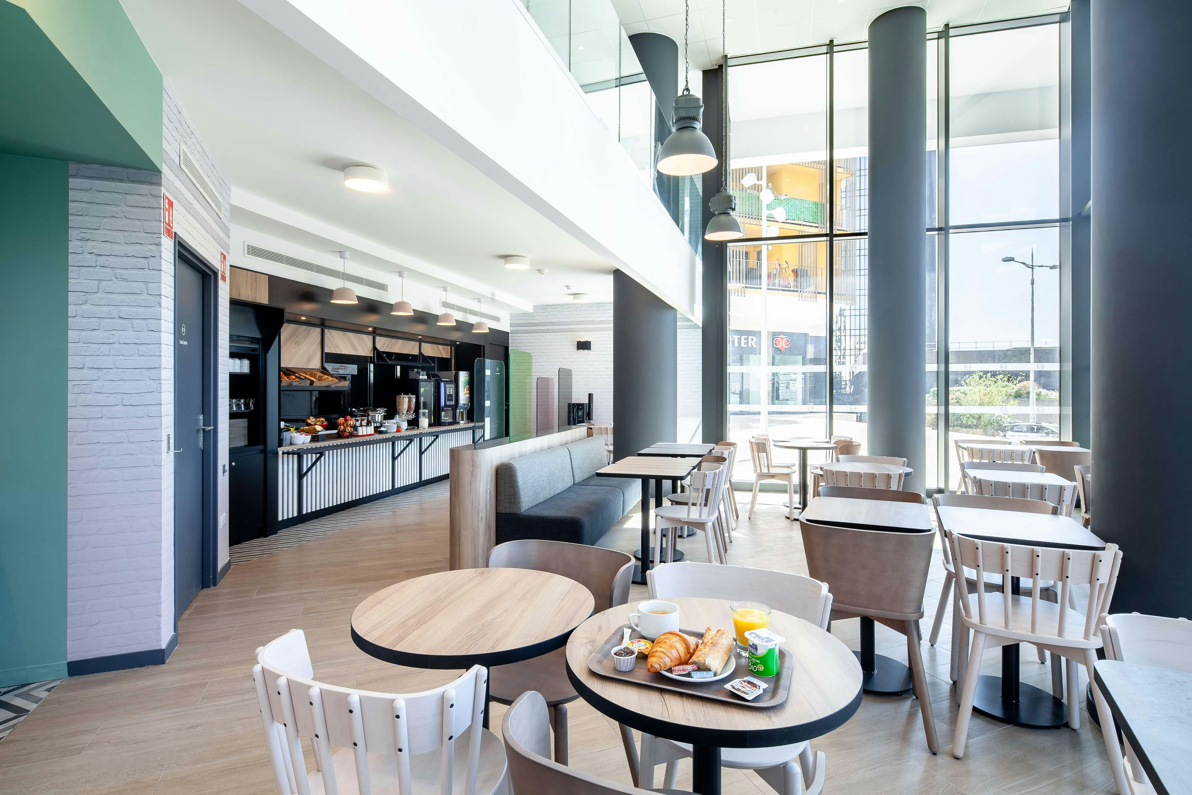 B&B HOTEL Paris Porte de Bagnolet 30/47
