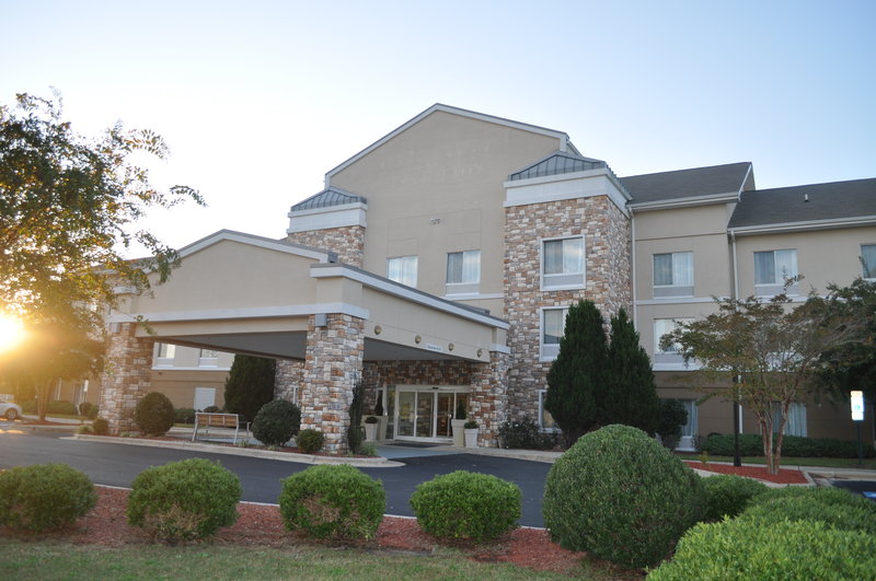 Holiday Inn Express Williamston 1/13