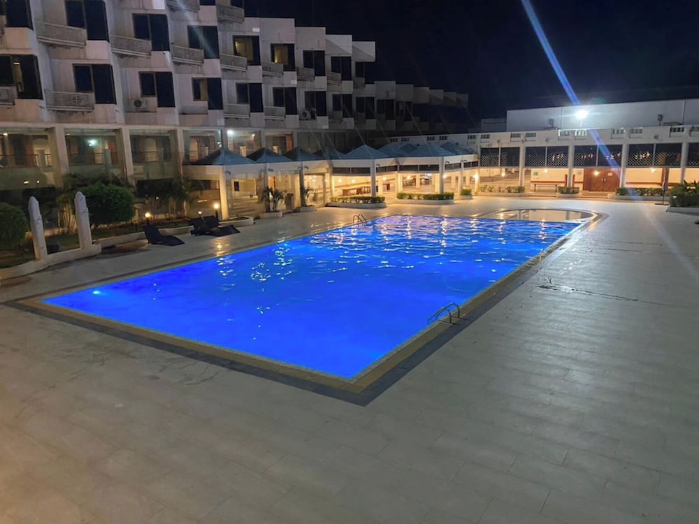 Suntara Wellness Resort & Hotel 25/50