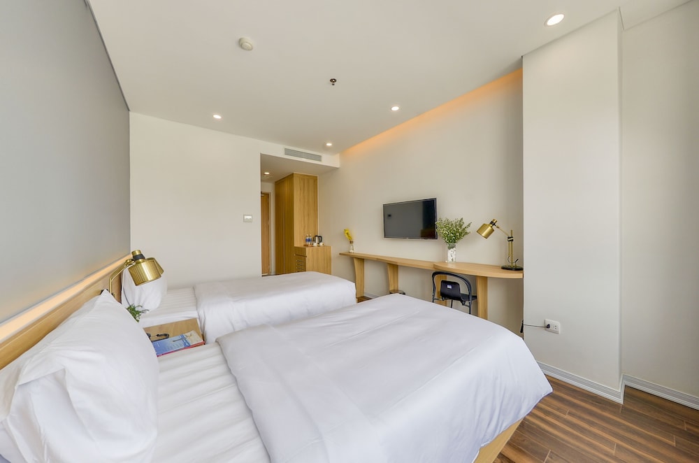 Magnolia Hotel 25/71