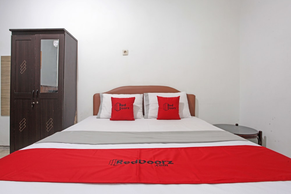 Reddoorz @ Soekarno Hatta 2 8/26