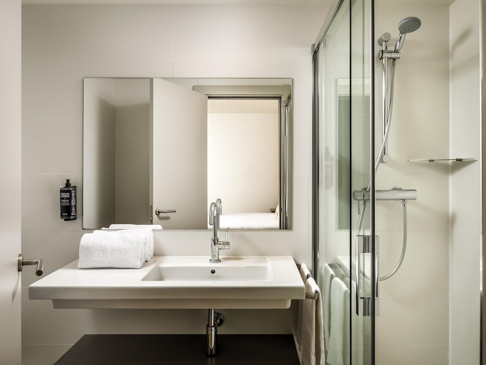 Ibis Styles Barcelona Centre Hotel 73/73
