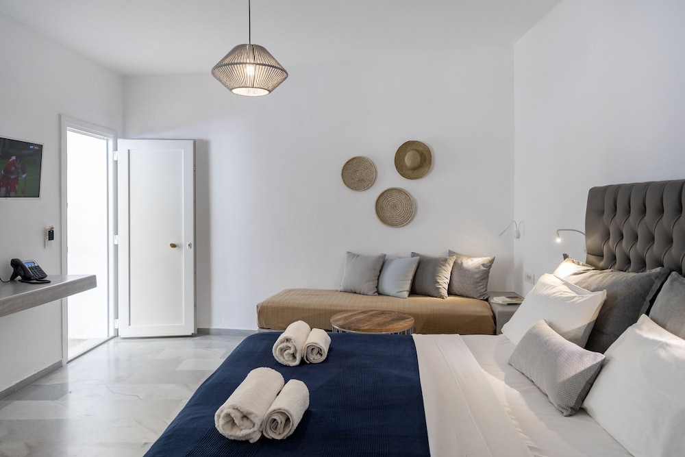 Galinos Hotel 30/73