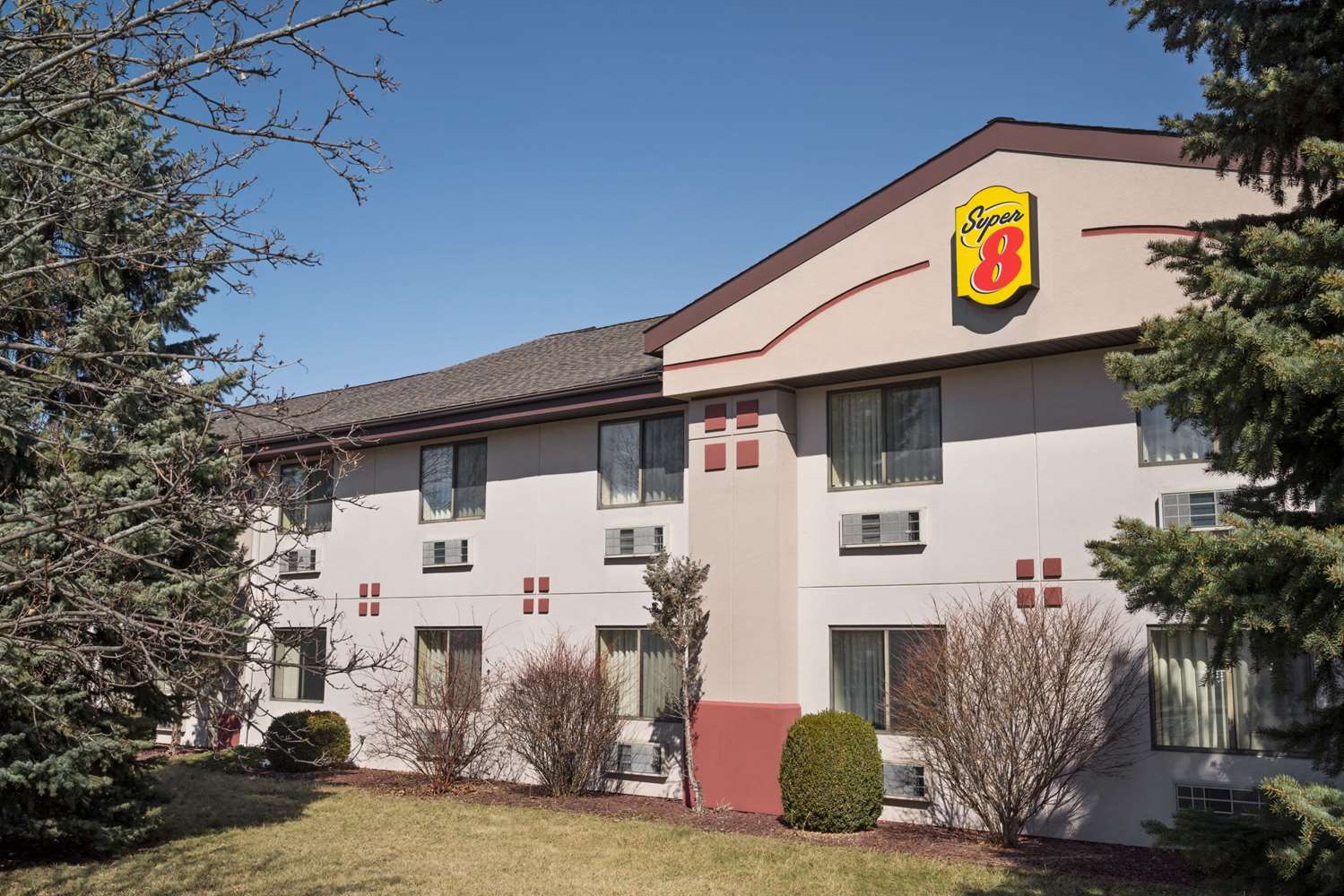 Super 8 By Wyndham Ithaca 2/15