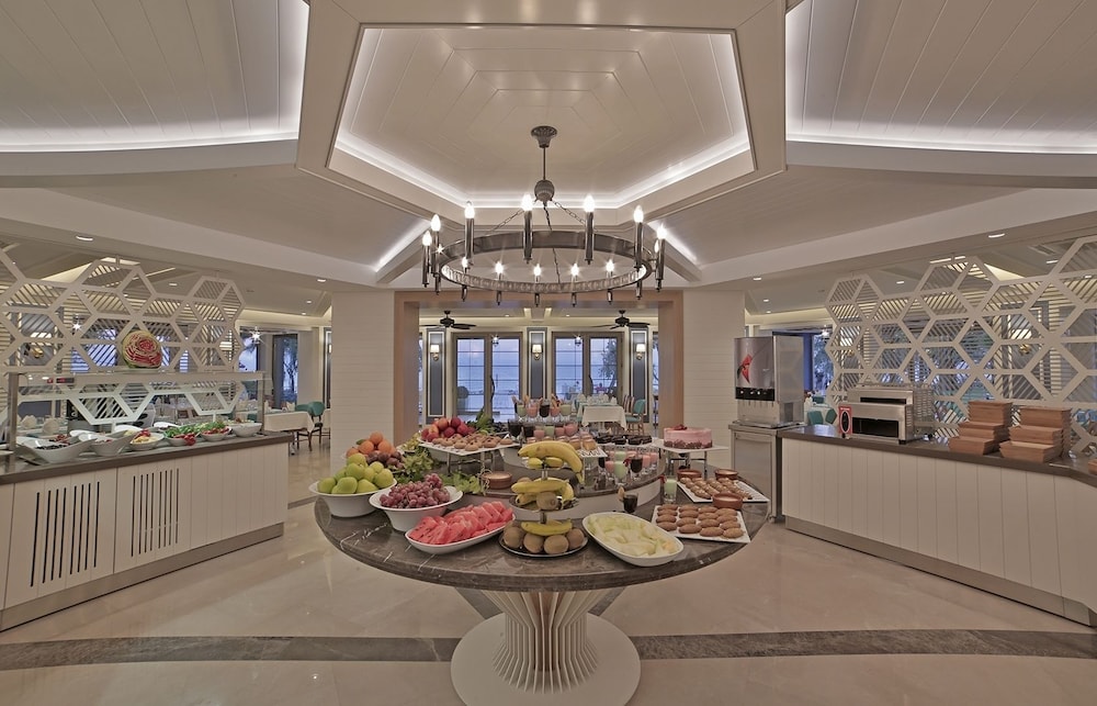 Rawda Hotel Altinoluk 39/61