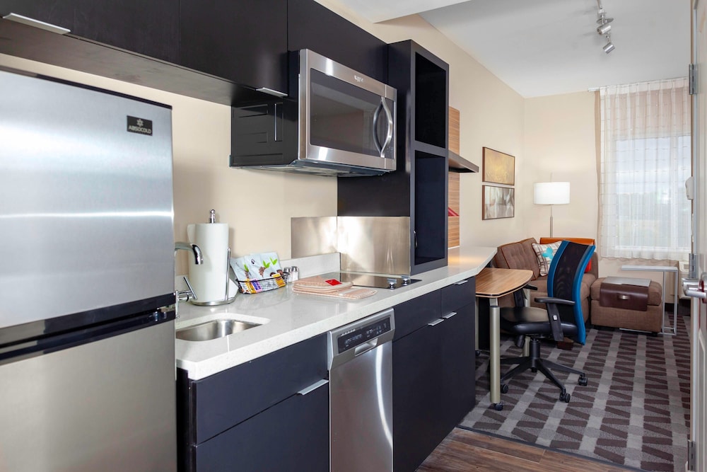Towneplace Suites By Marriott San Antonio Westover Hills 24/26