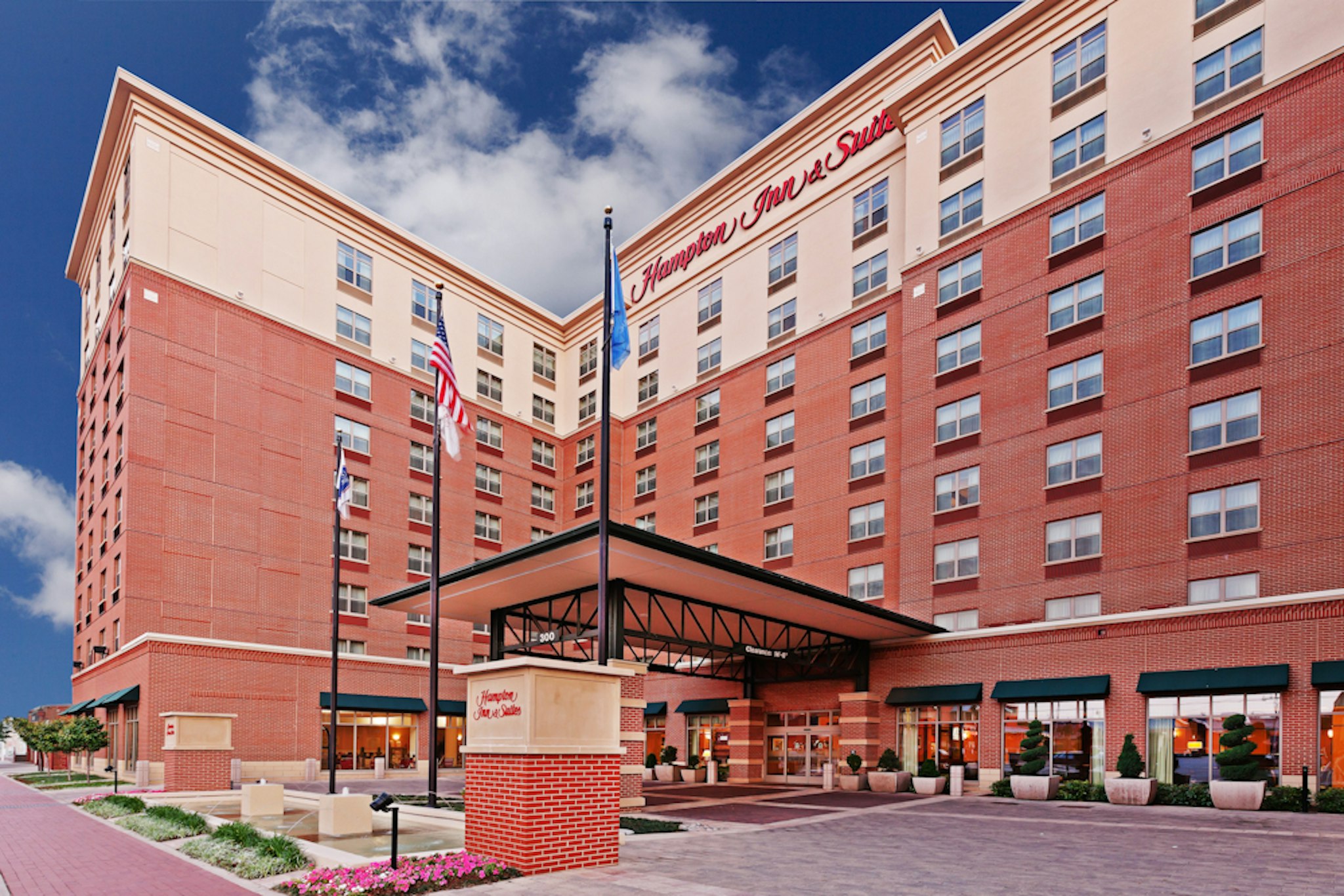 Hampton Inn And Suites By Hilton Oklahoma City Bricktown Ok 68/80