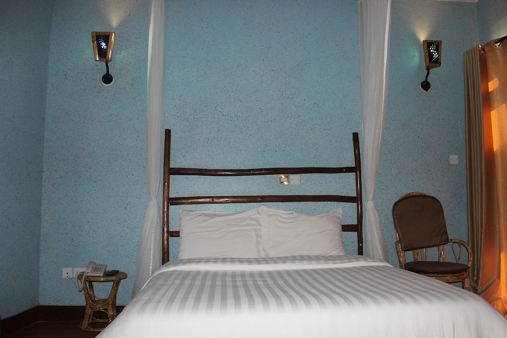Sky Beach Hotel 12/67