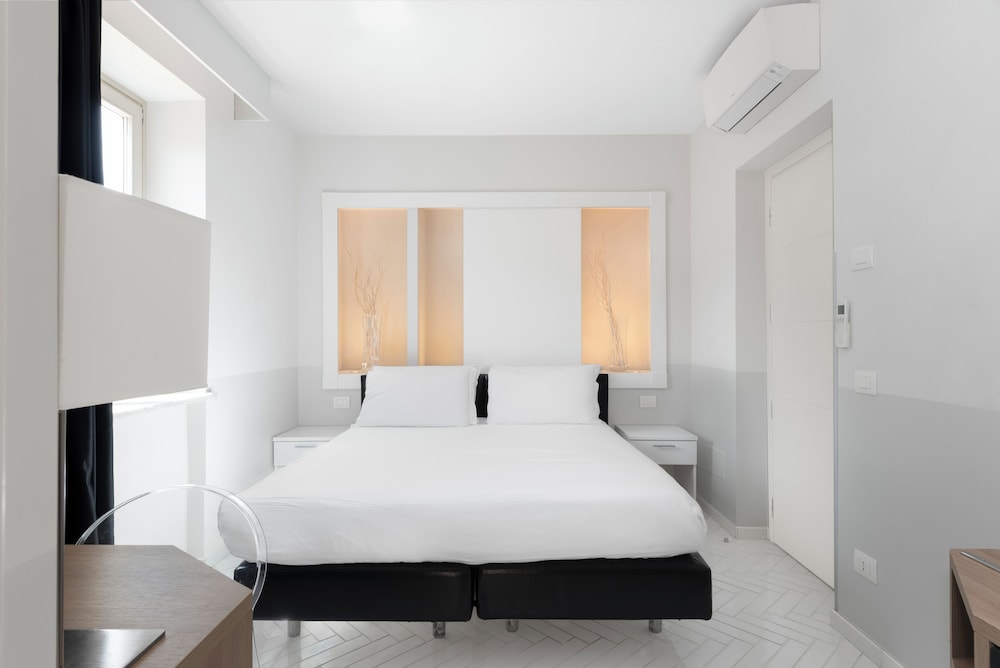 STANDARD, DOUBLE OR TWIN BED