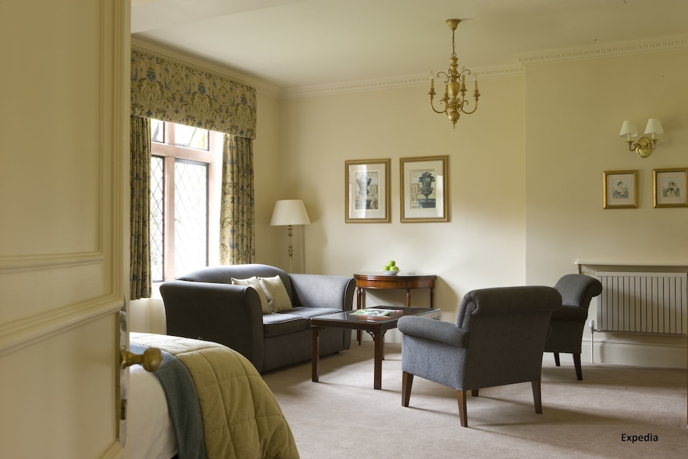 New Hall Hotel Spa 24/50