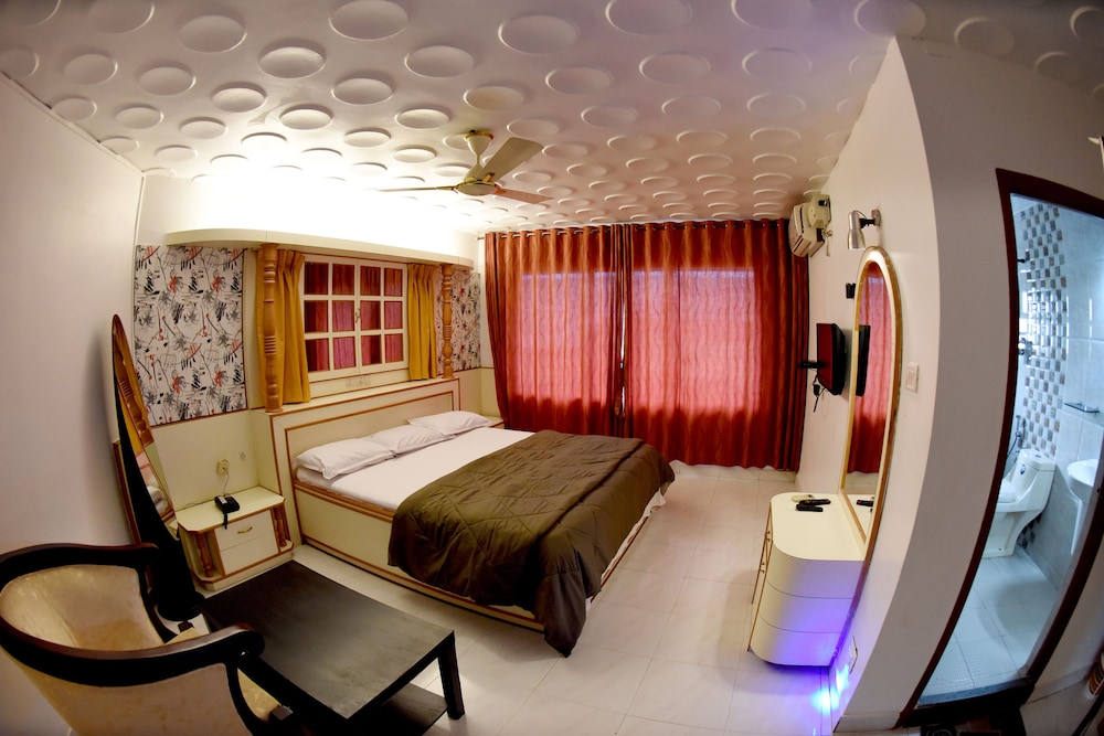 Sharada International Hotel 14/31