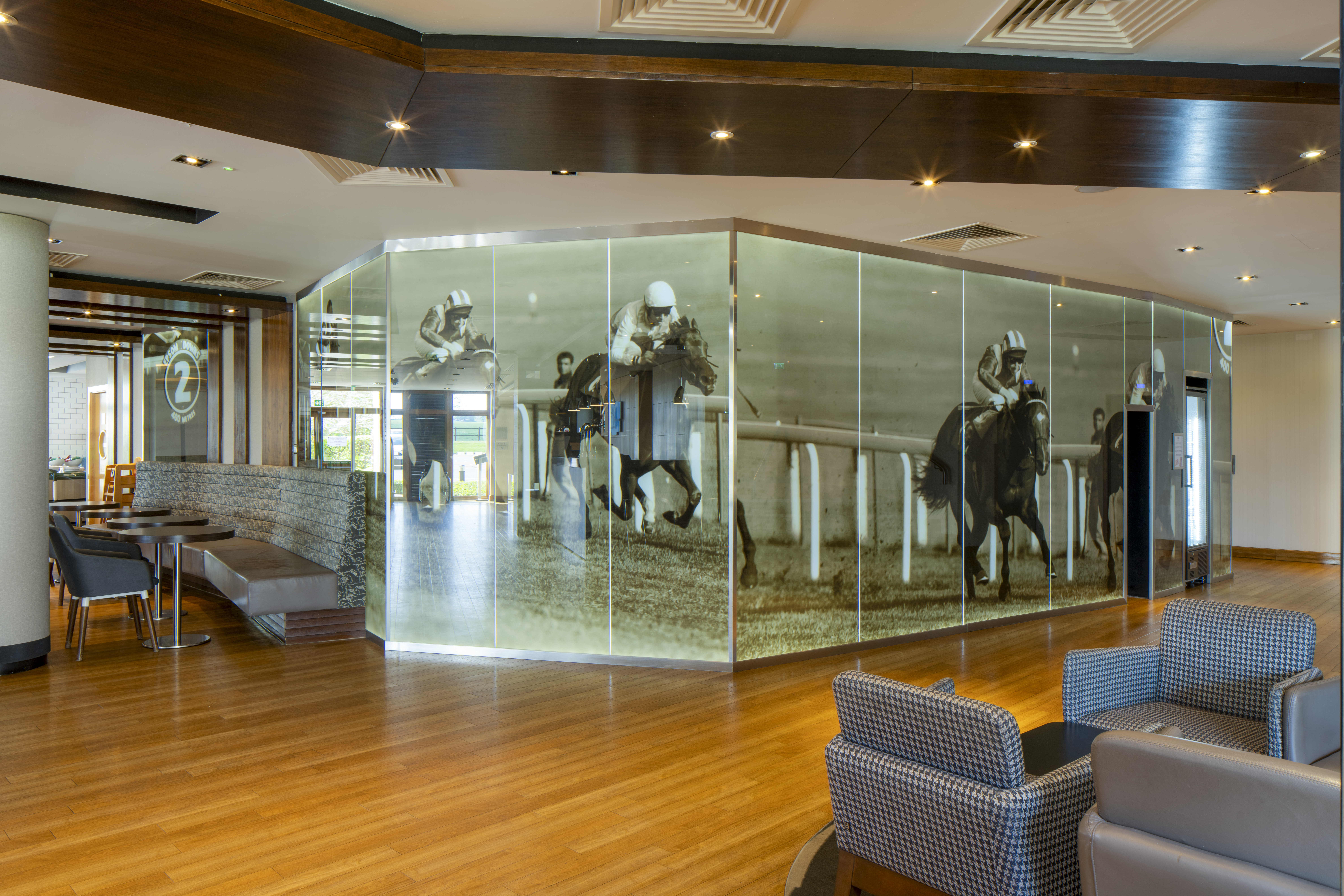 Holiday Inn Express London Epsom Downs 45/69