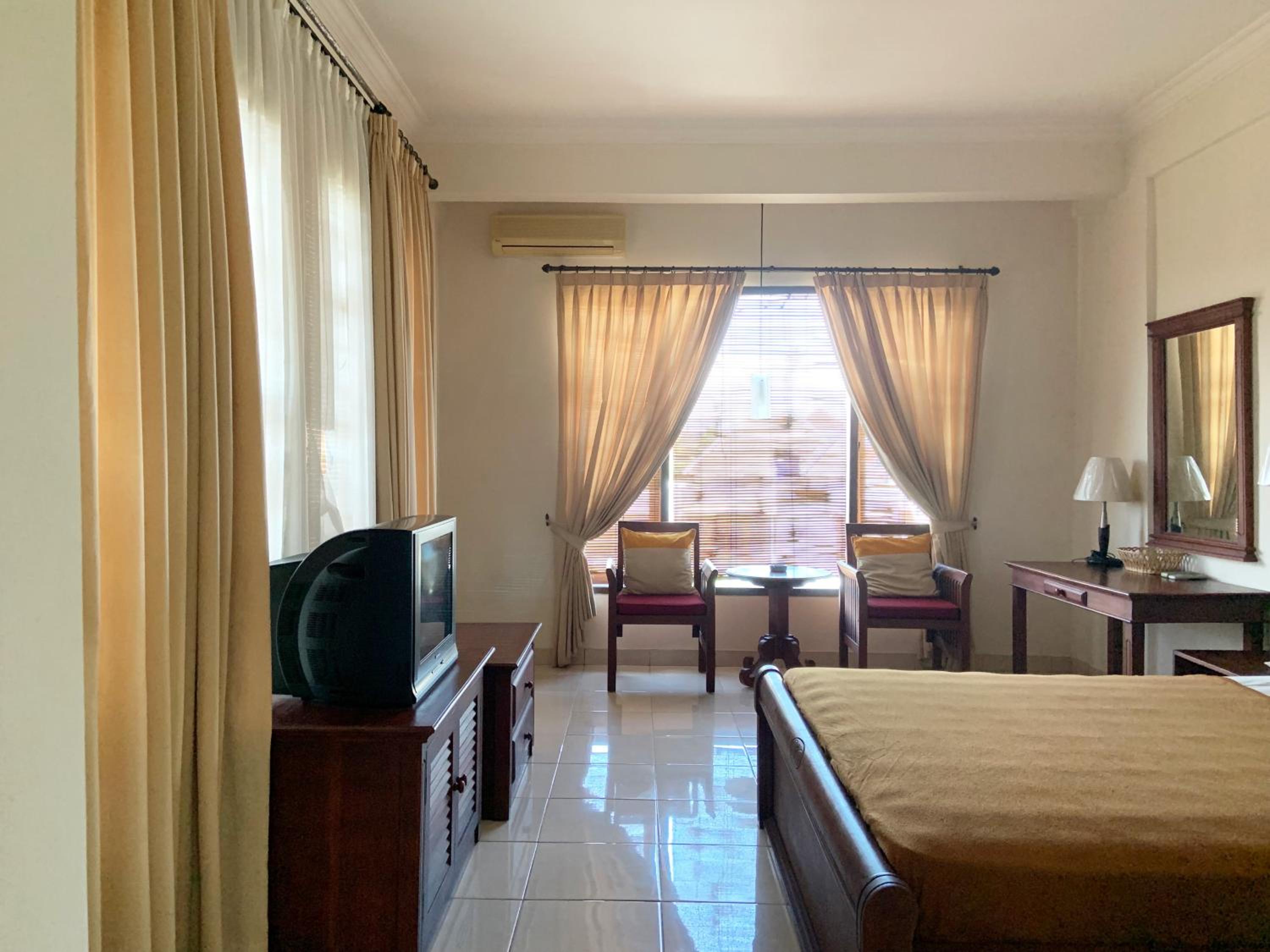 Nirwana Hotel 14/35