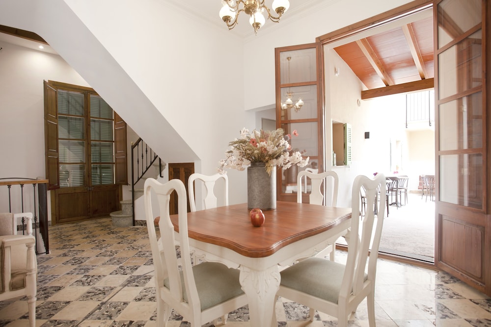 CASAL DE PETRA ROOMS & POOL 38/50