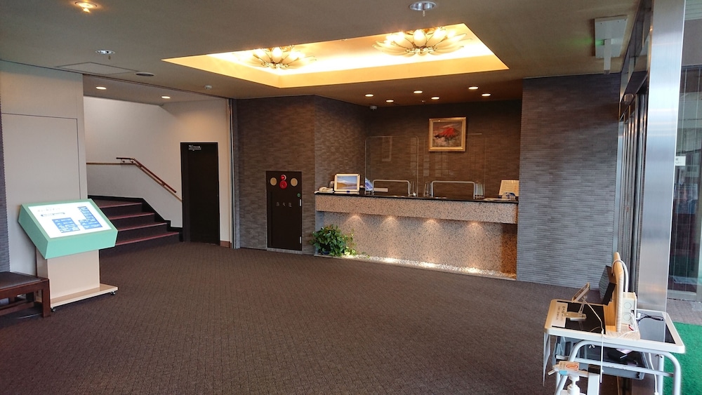 Hotel New Century 7/38