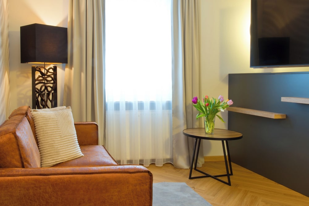 Atrium Hotel Amadeus 33/50