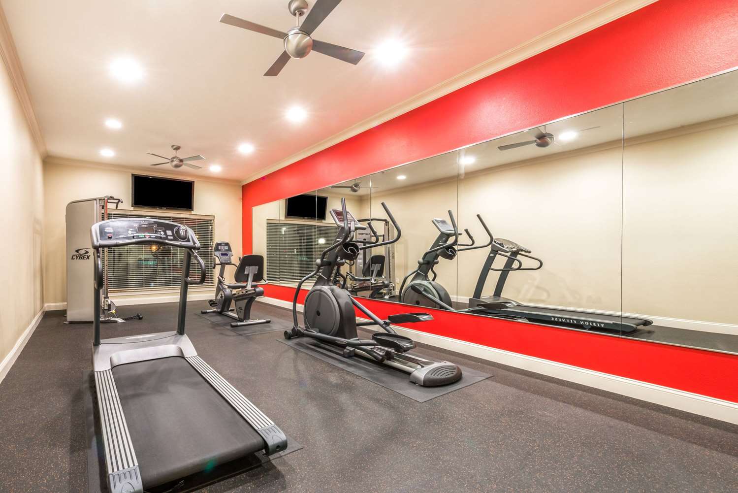 Ramada By Wyndham College Station 39/55