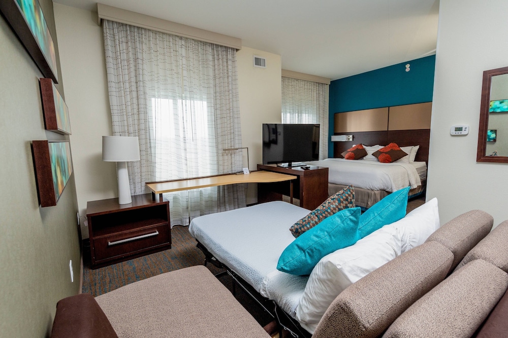 RESIDENCE INN CLEVELAND AVON AT THE EMERALD EVENT CENTER 9/53