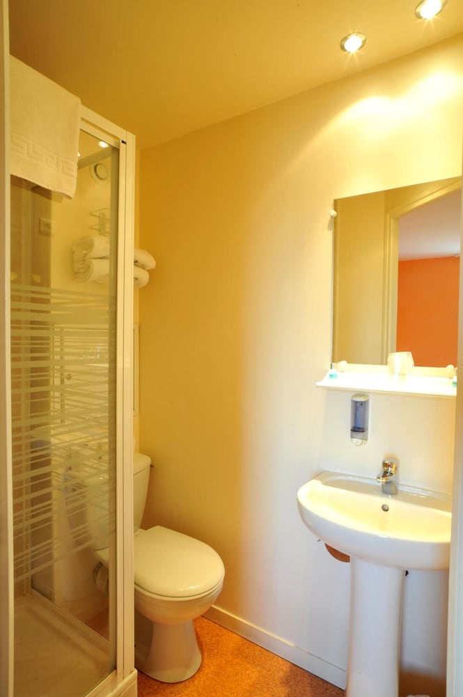 Hotel Balladins Roissy Cdg Saint Mard 36/37