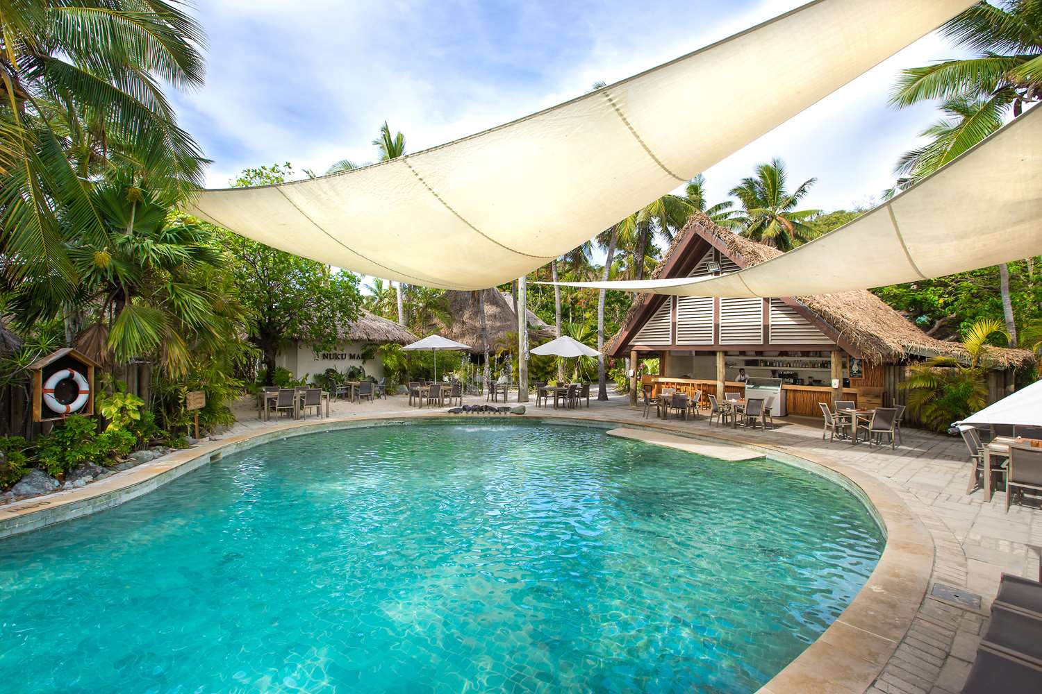 CASTAWAY ISLAND FIJI 48/48