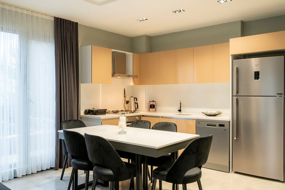 Aileena Hotel & Villas 62/73