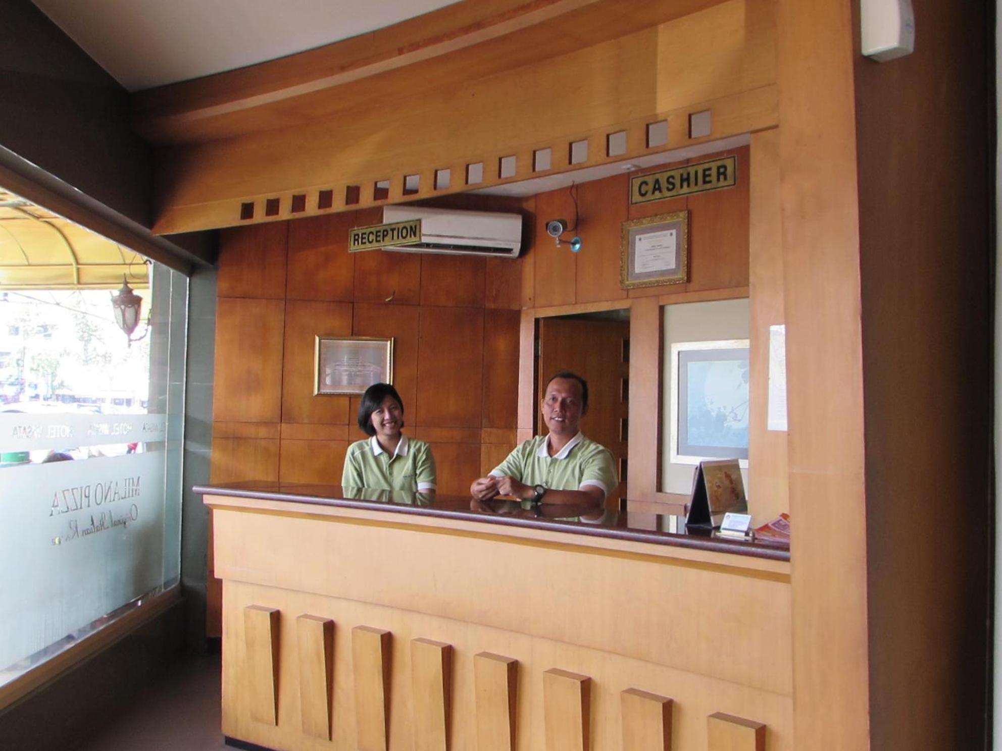 Wisata Hotel 5/30