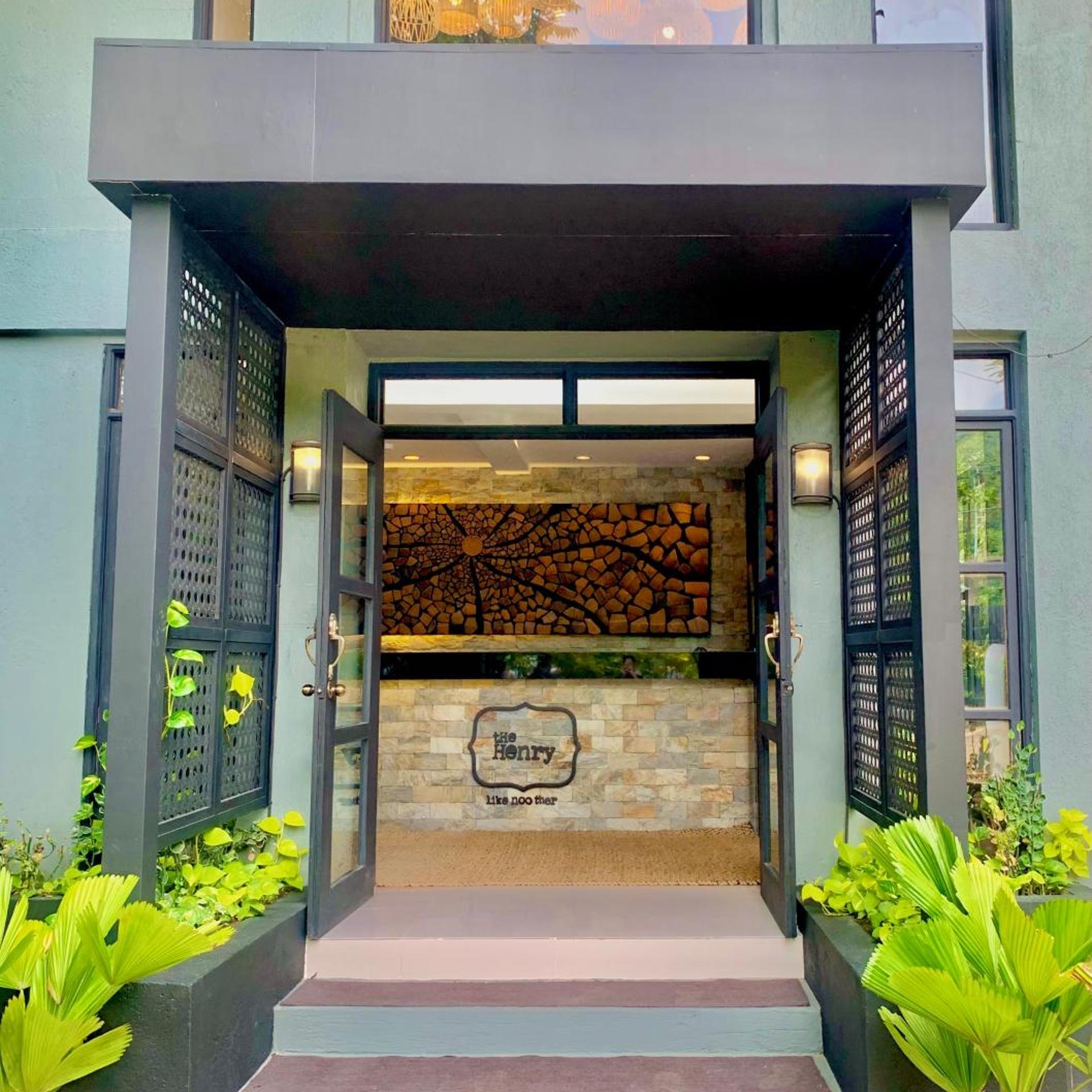 The Henry Resort Taramindu Laiya 15/56