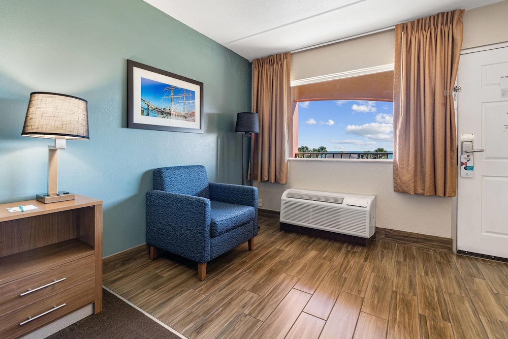 Beachfront Palms Resort Galveston, an Ascend Collection Hotel 29/43