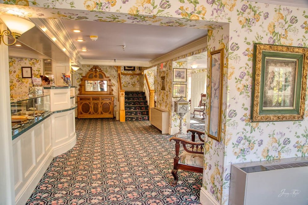 Inn on Mackinac 10/50
