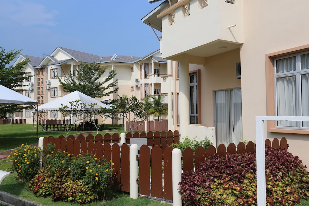 Seri Bayu Resort 35/46
