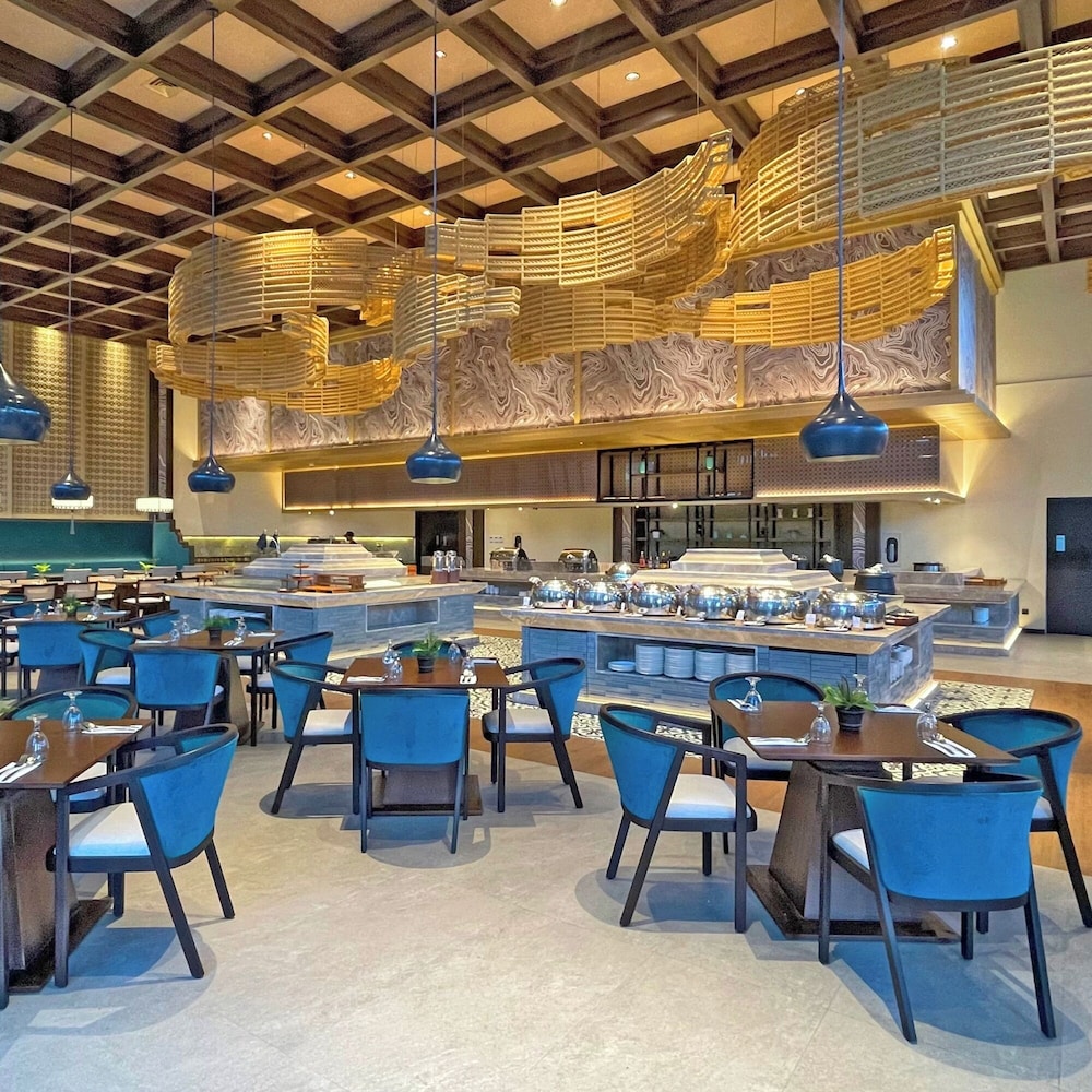 The Singhasari Resort 60/77