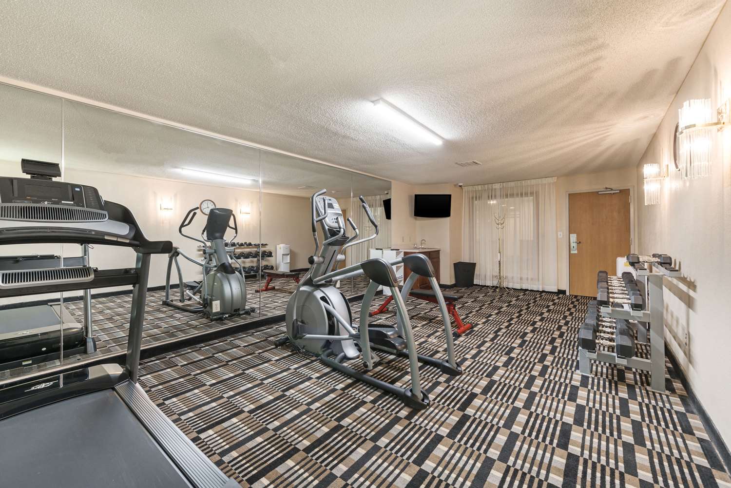Quality Inn & Suites Portage Central 23/53