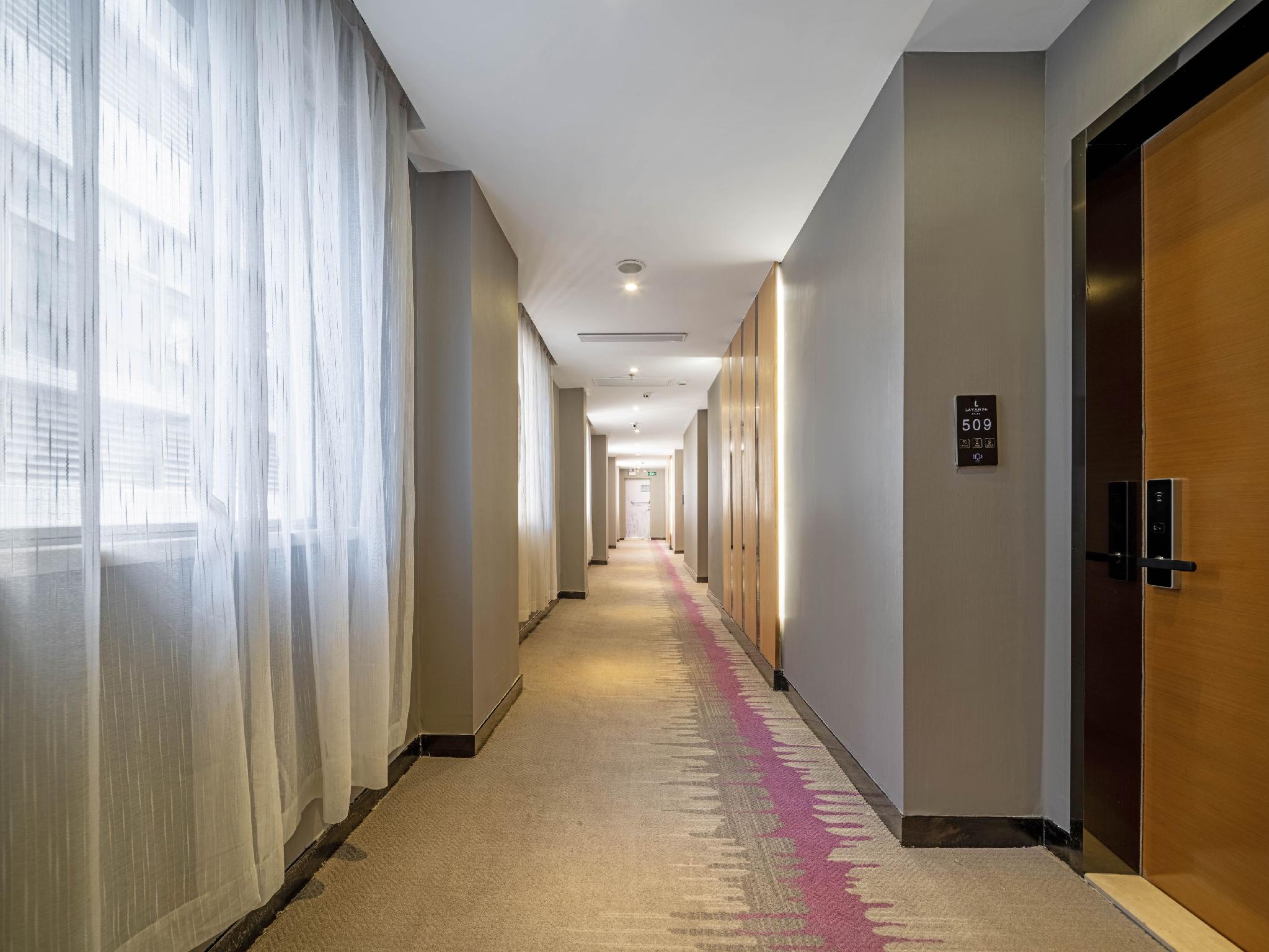 Lavande Hotel 26/40