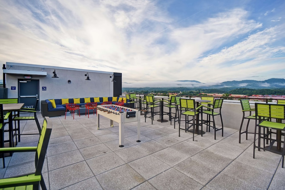 Tru by Hilton Pigeon Forge, TN 51/55