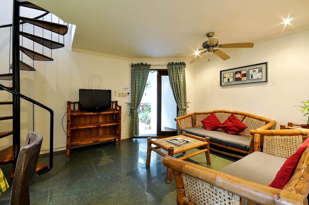 NIRVANA BEACH RESORT 34/50