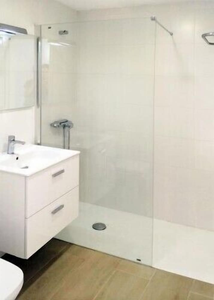 Los Tulipanes 65/65