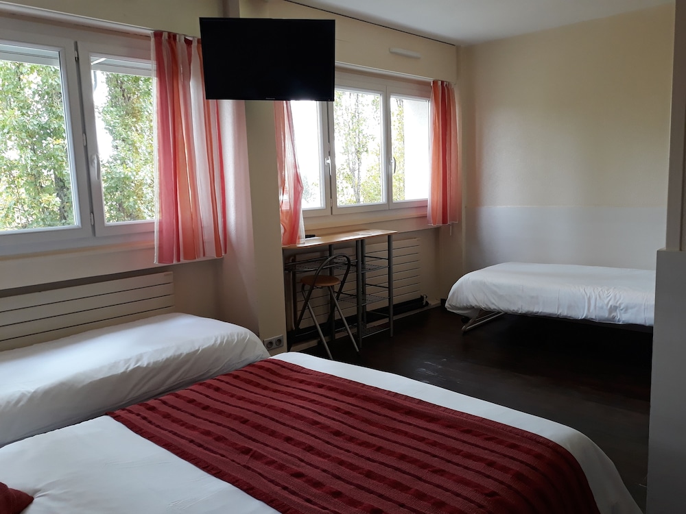Escatel Hotel 17/60