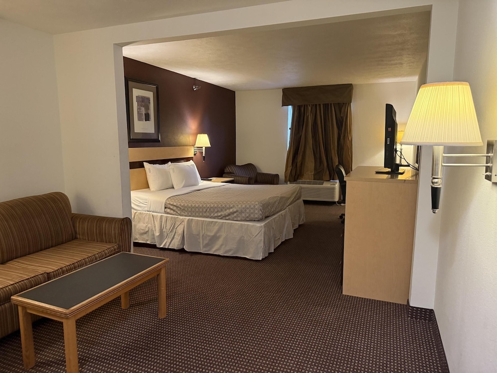 SureStay by Best Western Obetz Rickenbacker Airport 21/45
